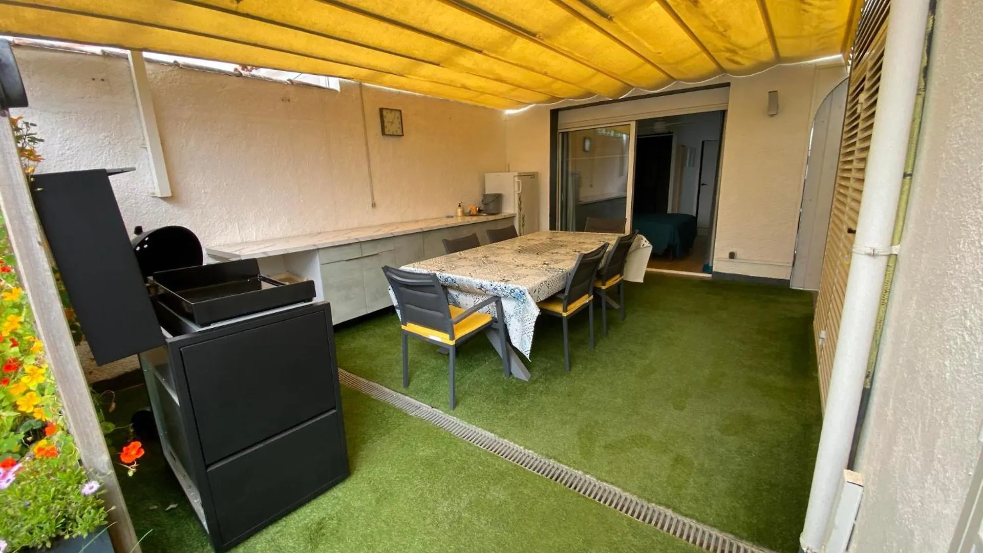 Belle Villa Avec Piscine Empuriabrava 0*,